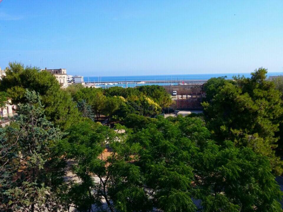 Casa Vacanze La Scalinata Bisceglie Kültér fotó