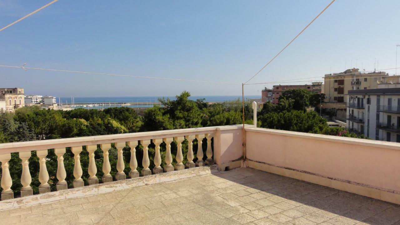 Casa Vacanze La Scalinata Bisceglie Kültér fotó