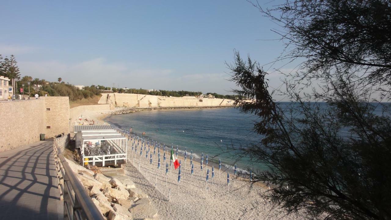 Casa Vacanze La Scalinata Bisceglie Kültér fotó
